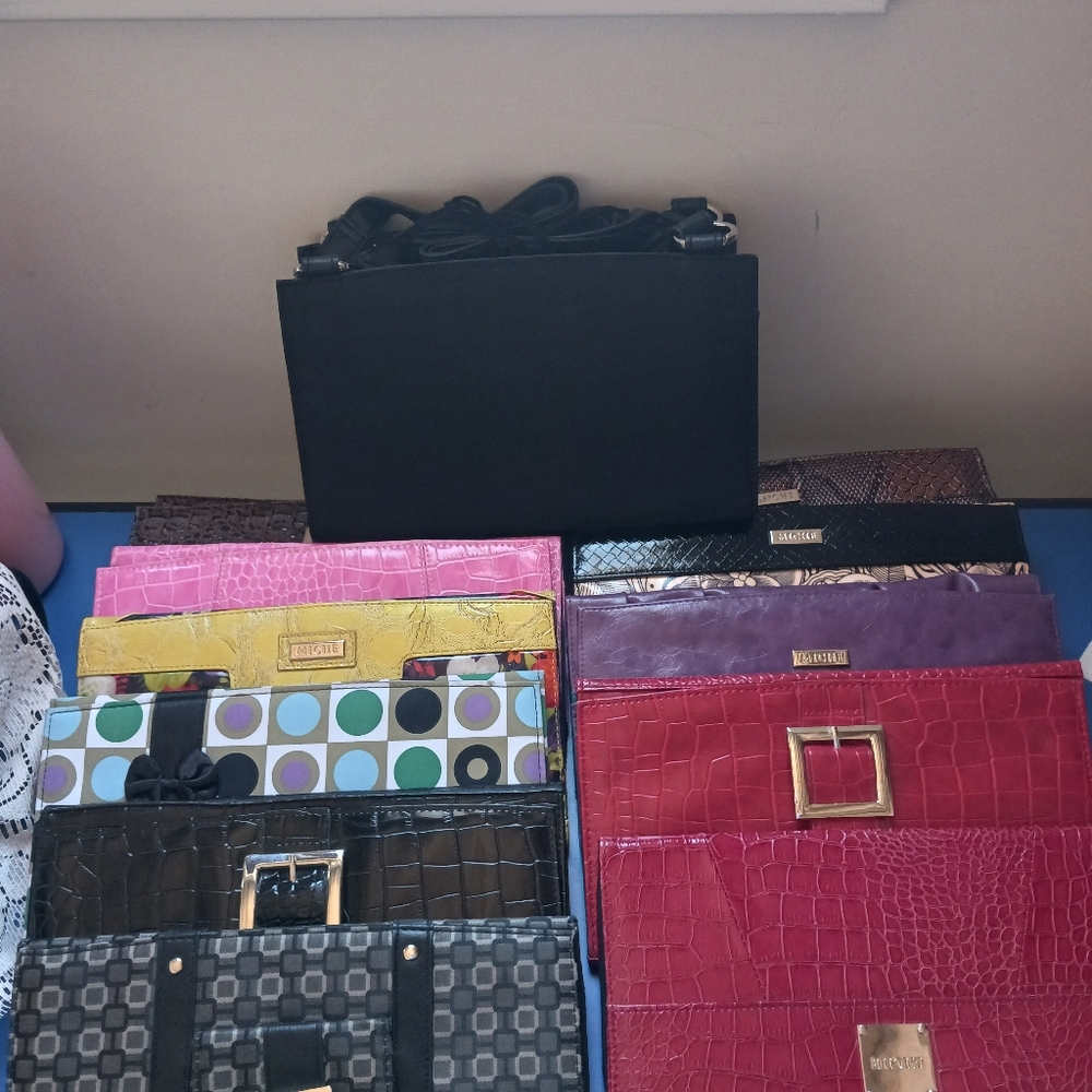 MICHE Bag and 11 Shells Good Condition